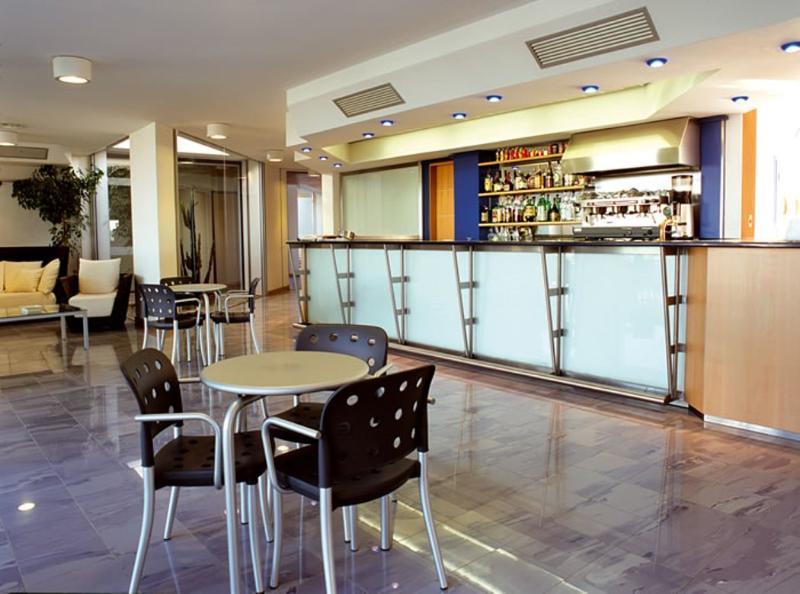 African Beach Hotel-Residence มันเฟรโดเนีย ภายนอก รูปภาพ