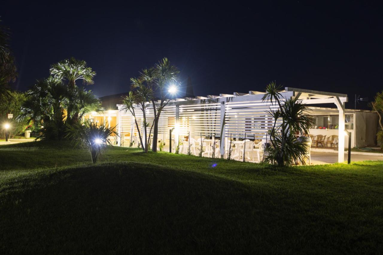 African Beach Hotel-Residence มันเฟรโดเนีย ภายนอก รูปภาพ